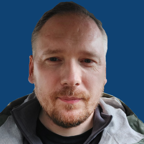 Portrait photo of Andy Wood